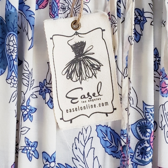 Floral Tunic Top - Picture 2 of 4